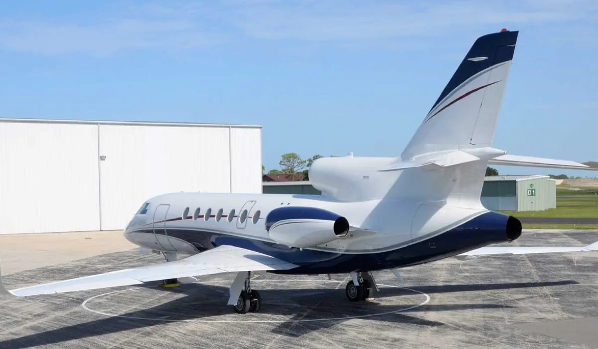 Dassault - Falcon 50 - Super Midsize Jet Rentals - Preowned Super Midsize Jets - Exclusive Concierge Club.webp